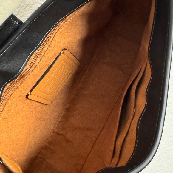 Coach Classic Black Leather Shoulder Bag - Picture 11 of 13